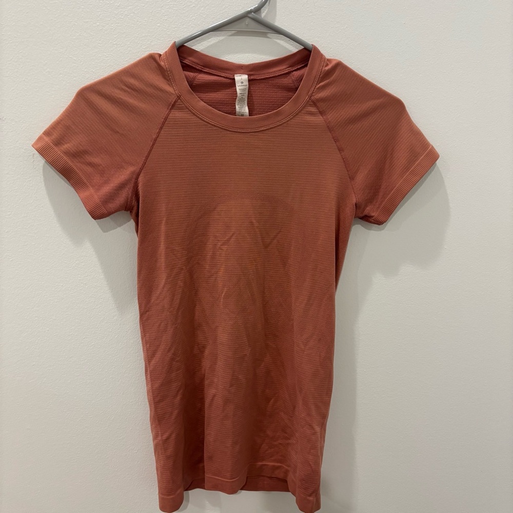 Lululemon Swiftly Tech Short Sleeve Shirt